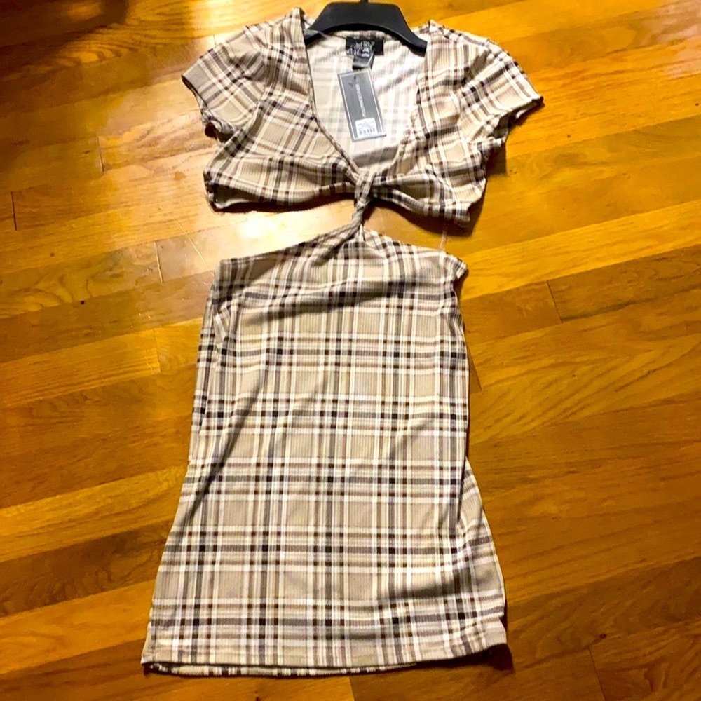 Cutout plaid dress - Picture 5 of 6